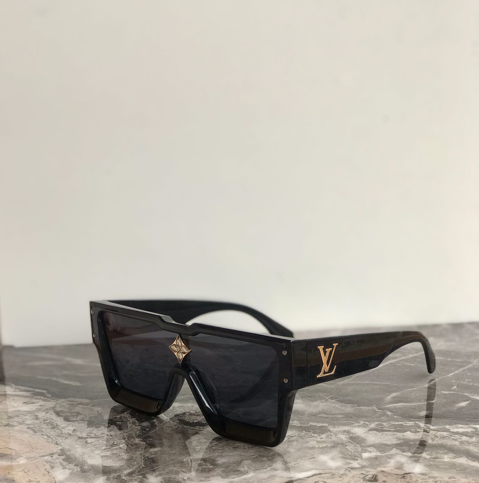 Lv Cyclone 2 Best Price In Pakistan, Rs 3000